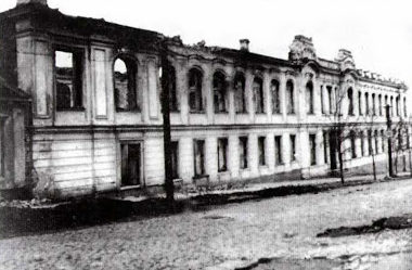 Разрушенная школа №4. Июль 1943 г. 