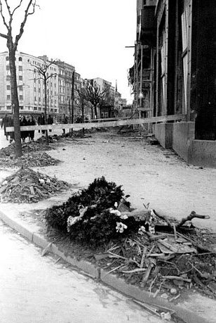 Ликвидация последствий немецкой бомбардировки. Апрель 1941 г.