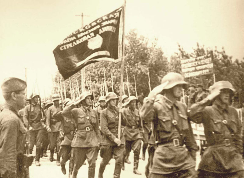 Парад в Кишиневе. 3 июля 1940 г.