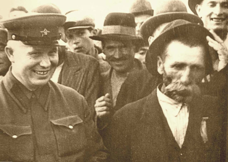 Никита Хрущев в Бессарабии. Июль 1940 г.