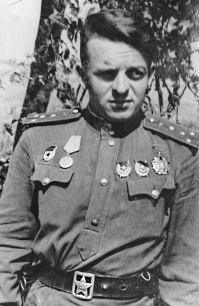 Капитан Карпов. 1943 г.
