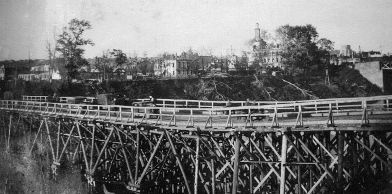 Временный мост через Днепр. Август 1941 г.