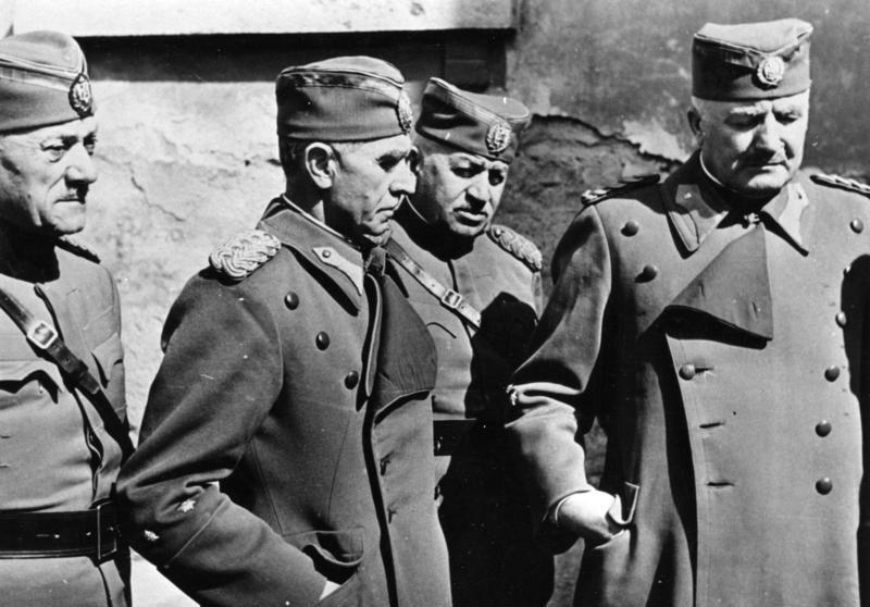 Сербские офицеры в плену. Апрель 1941 г.