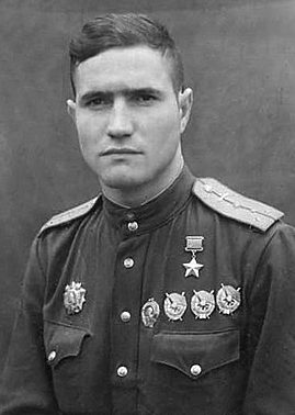 Герой Советского Союза старший лейтенант Боровых. 1943 г. 