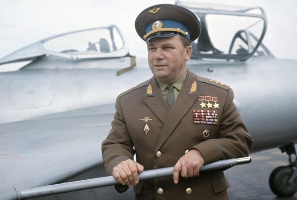 Генерал-полковник авиации Кожедуб. 1973 г.