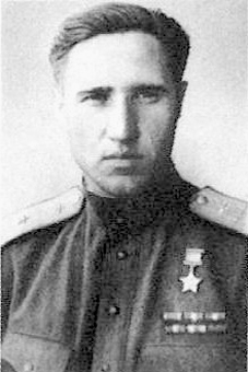 Герой Советского Союза капитан Колдунов. 1944 г.