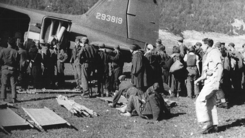 Эвакуация раненых. Брезна, 1944. г.