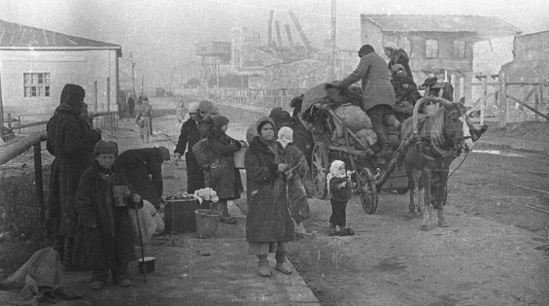 Беженцы возвращаются в Смоленск. 25-29 сентября 1943 г.