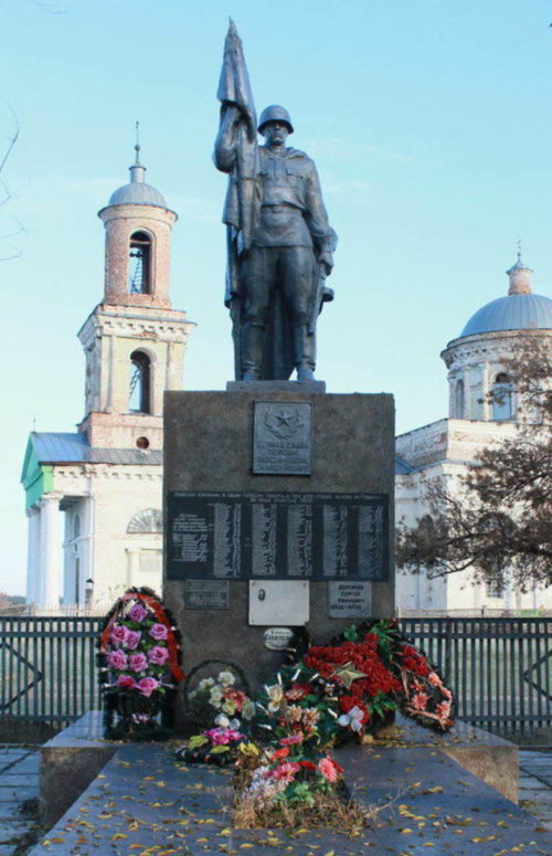 ст-ца Еланская Шолоховского р-на. Братская могила советских воинов.