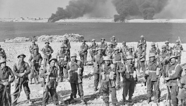 Военнослужащие австралийской 6-й дивизии во время битвы за Тобруке. 