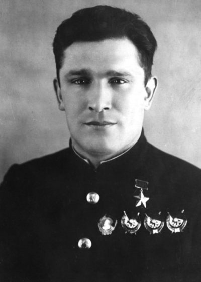 Дважды Герой Советского Союза Сафонов Борис Феоктистович (13.08.1915-30.05.42)