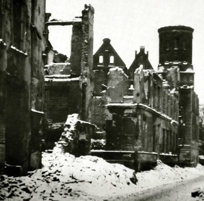 Городские улицы. Январь 1945 г. 