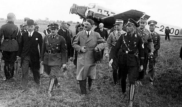 Эрих Кох с Гитлером. Август 1939 г.
