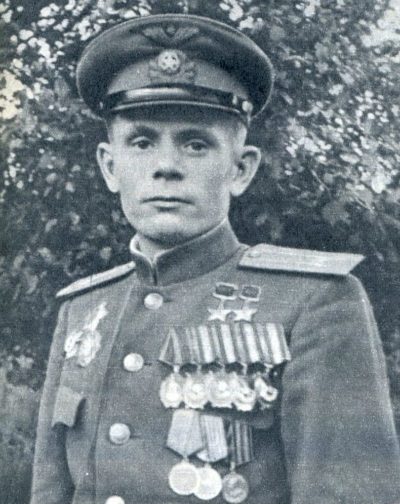 Дважды Герой Советского Союза майор Паршин. 1945 г.