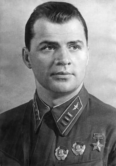 Дважды Герой Советского Союза Супрун Степан Павлович (20.07.1907-04.07.1941)