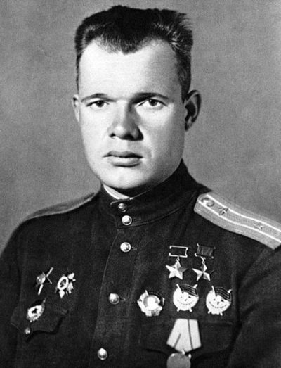 Дважды Герой Советского Союза Голубев Виктор Максимович (04.01.1916- 17.05.1945)