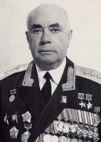 Дважды Герой Советского Союза Драгунский Давид Абрамович (02.02.1910-12.10.1992)