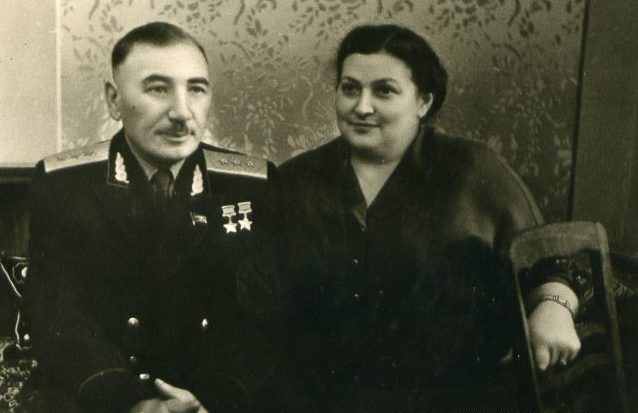 Генерал Плиев с женой. 1962 г.