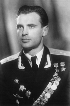Дважды Герой Советского Союза Мыхлик Василий Ильич (29.12.1922-29.12.1996)