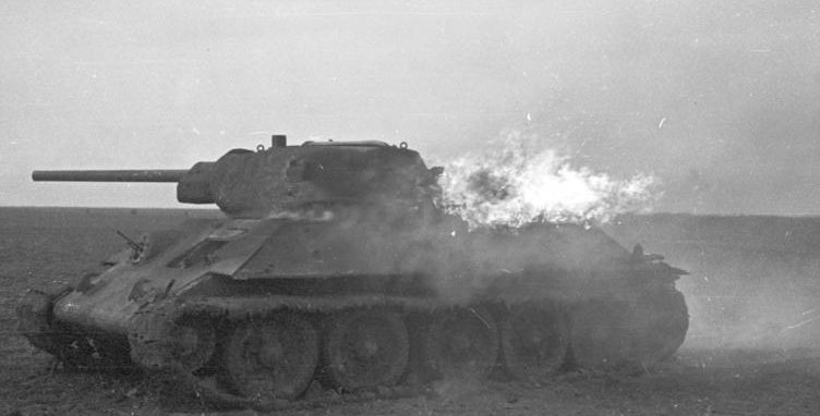 Поле танкового боя у Дубно. Июнь 1941 г.