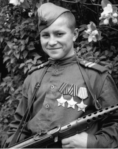 Полный кавалер ордена «Слава» Кузнецов Иван Филиппович (28.12.1928-21.01.1989)