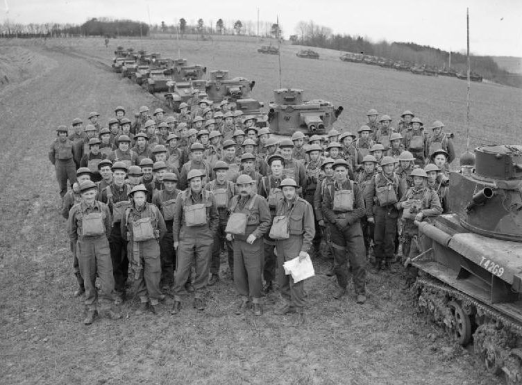 Легкие танки Mk-VI с экипажами. 19 марта 1940 г.
