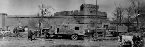 Панорама города в дни штурма города. Апрель 1945 г. 