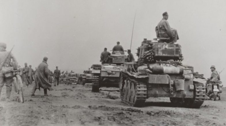 Немецкие танки под Керчью. Июнь 1942 г.