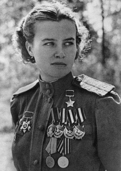 Герой Советского Союза лейтенант Меклин. 1945 г.