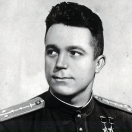 Дважды Герой Советского Союза капитан Попков. 1945 г.