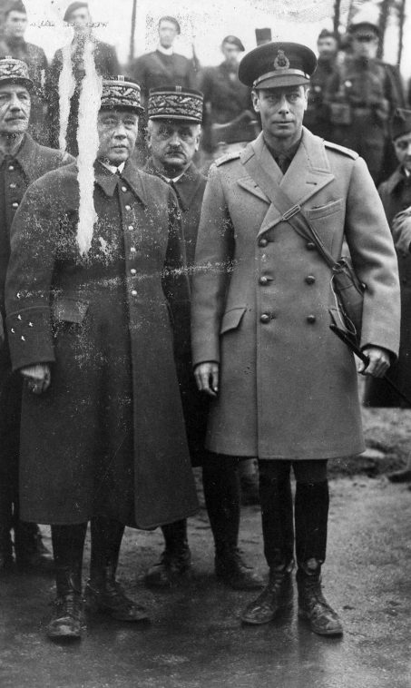 Король Великобритании Георг VI на Западном фронте. Декабрь 1939 г. 