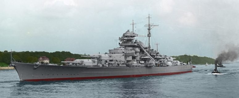 «Бисмарк» в 1940 году. 