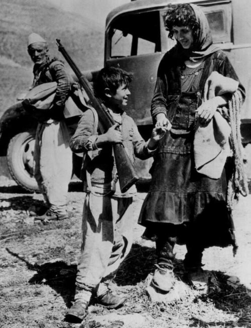 Юный албанский партизан. 1942 г.