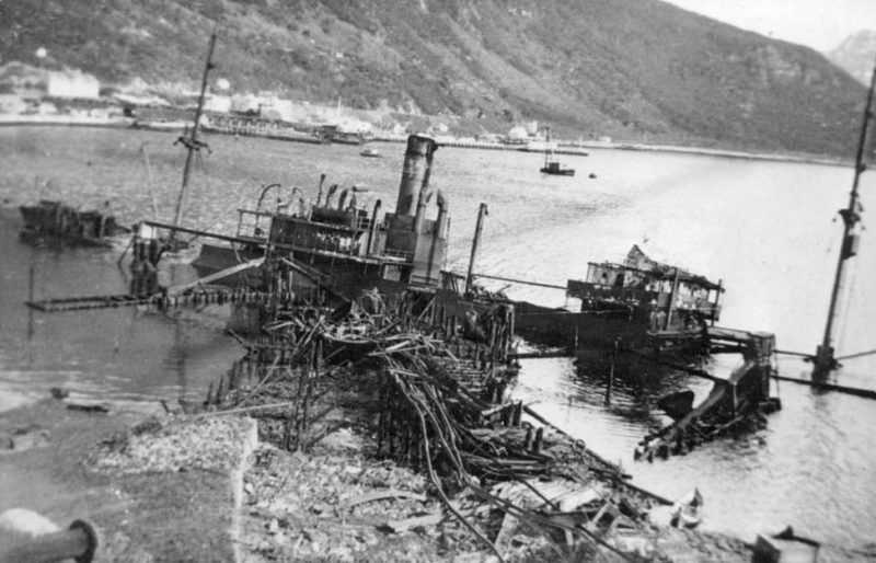 Разрушенные корабли в Нарвике.