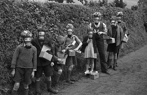 Эвакуированные дети в Монтгомеришире. 1939 г. 