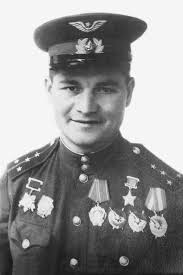 Герой Советского Союза капитан Сивков. 1944 г. 