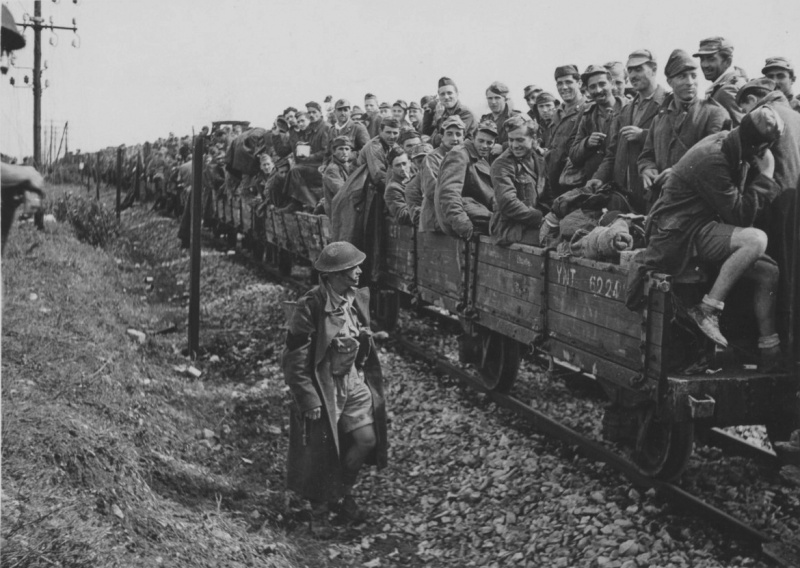 Итальянские военнопленные. 1943 г. 