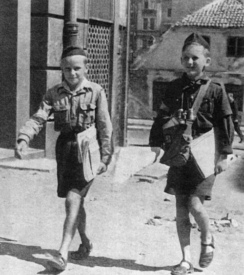 Дети-солдаты во время Варшавского восстания. 1944 г.