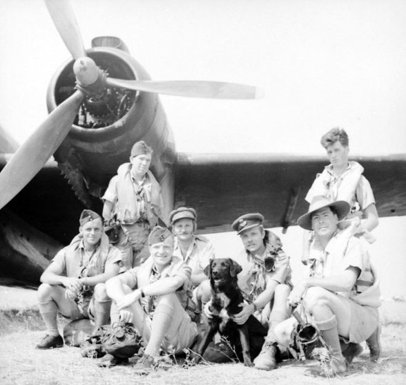 Члены летного экипажа торпедоносца австралийской эскадрильи RAAF №458. 1943 г. 