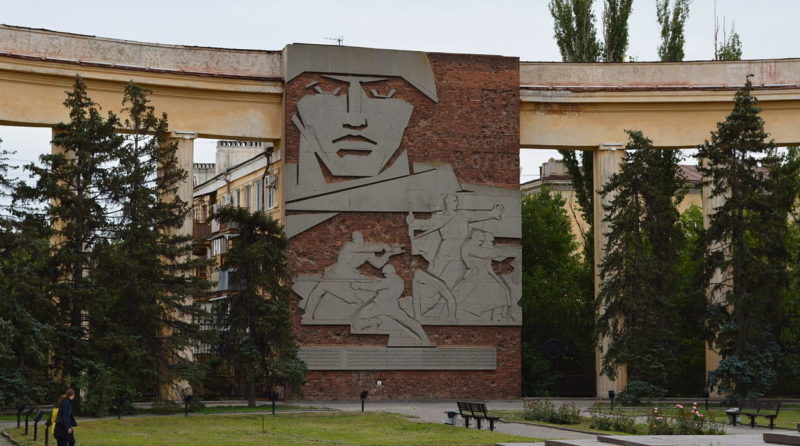 Дом Павлова со стороны площади Ленина.