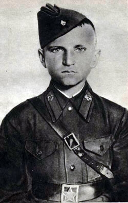 Сын полка Петр Клыпа. 1942 г.