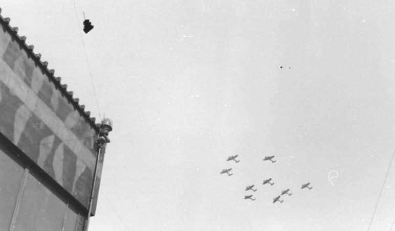 Бомбардировщики Dornier Do-17 над Британией. 1940 г. 