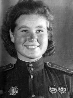 Капитан Смирнова. 1943 г. 