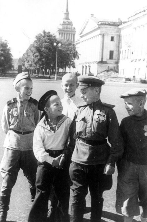 Юные защитники Ленинграда. Сентябрь 1944 г.