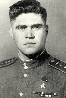 Герой Советского Союза старший лейтенант Степаненко. 1944 г. 