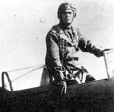 Степаненко у самолета. 1944 г. 
