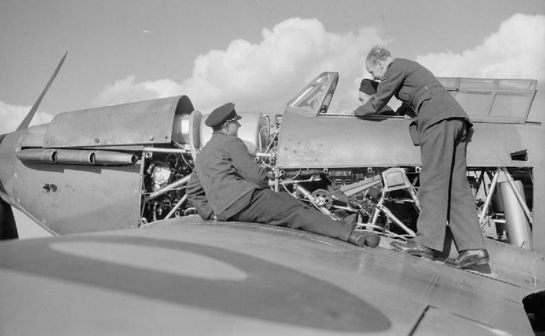 Чешские пилоты эскадрильи №310 в Даксфорде. 1940 г. 