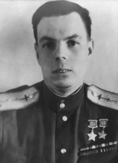 Капитан Столяров. 1945 г.