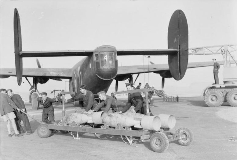 Британские бомбардировщики. 1943 г.