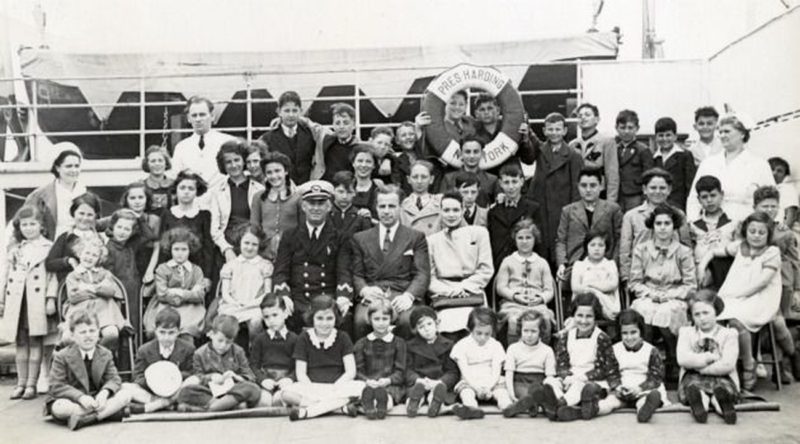 Эвакуированные еврейские дети из Европы на пути в Филадельфию. 1940 г.